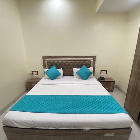 Hotel Apsara- Near J J Hospital Mumbai Exterior photo