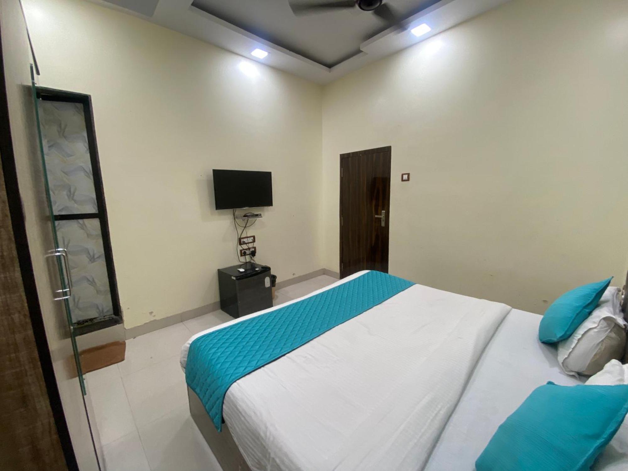 Hotel Apsara- Near J J Hospital Mumbai Exterior photo