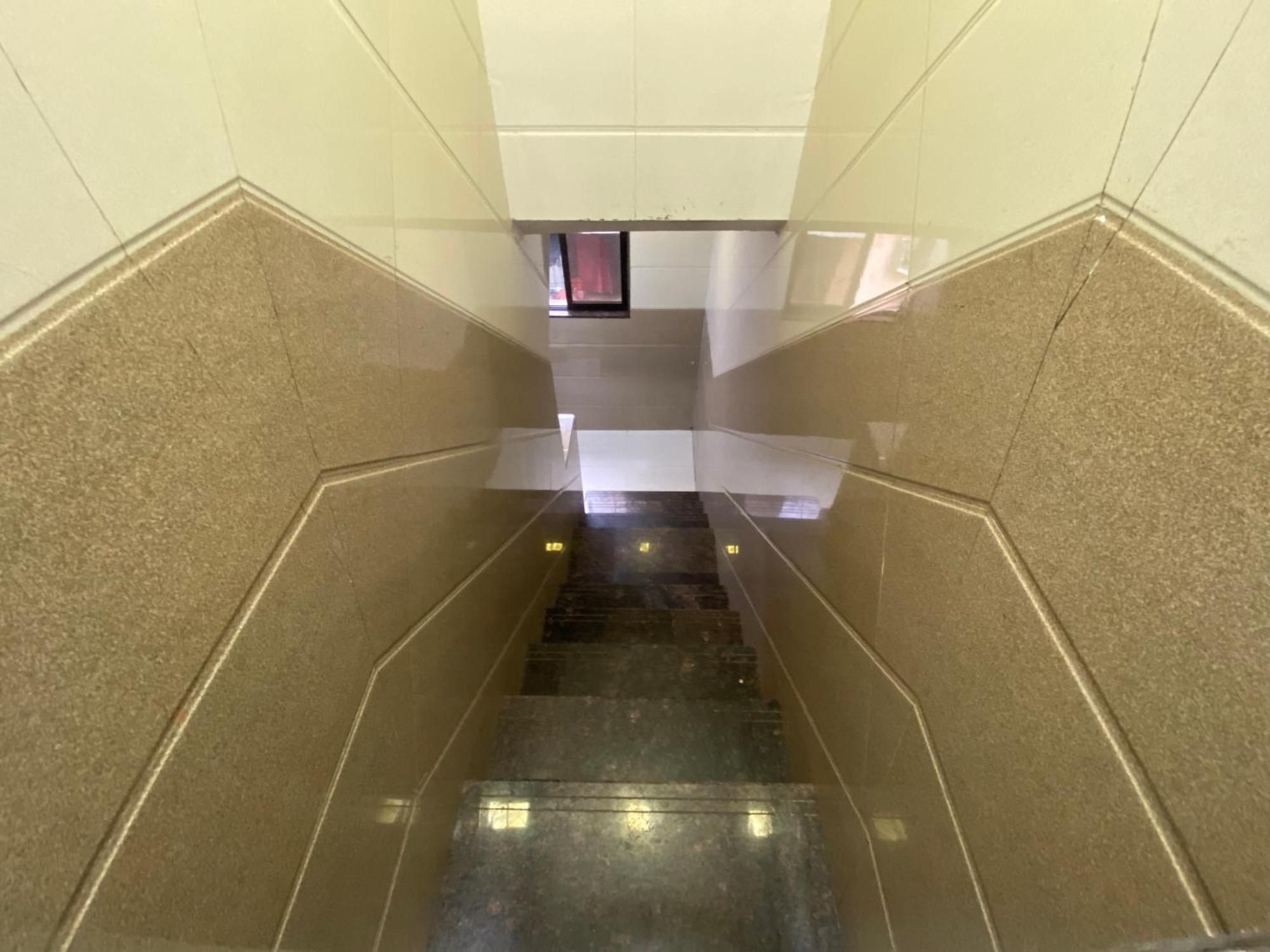 Hotel Apsara- Near J J Hospital Mumbai Exterior photo