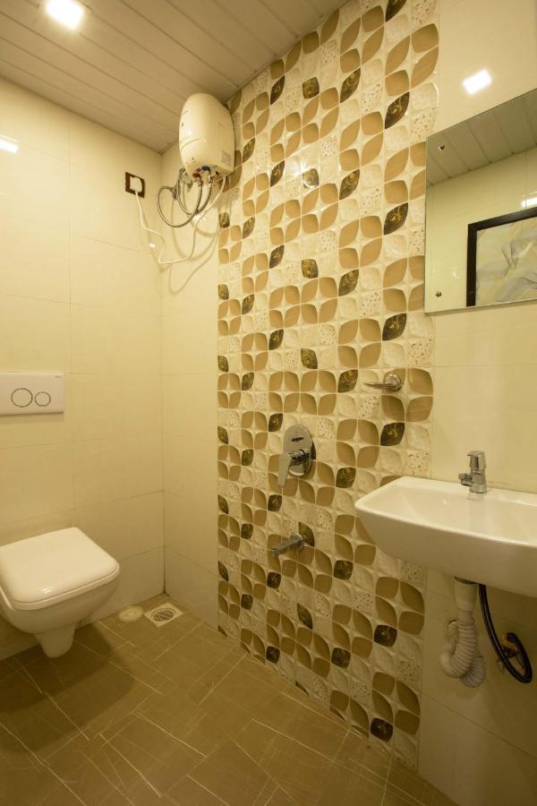 Hotel Apsara- Near J J Hospital Mumbai Exterior photo